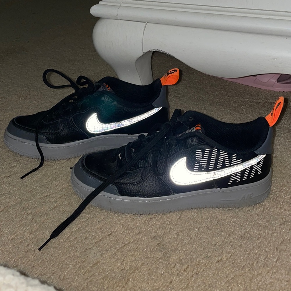 Nike Air Force 1 LV8 “Under Construction”